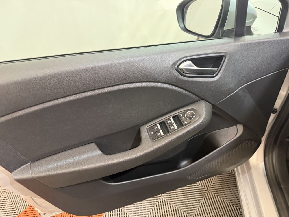 Clio Business TCe 100 - 20 2020 occasion 91580 &Eacute;tr&eacute;chy