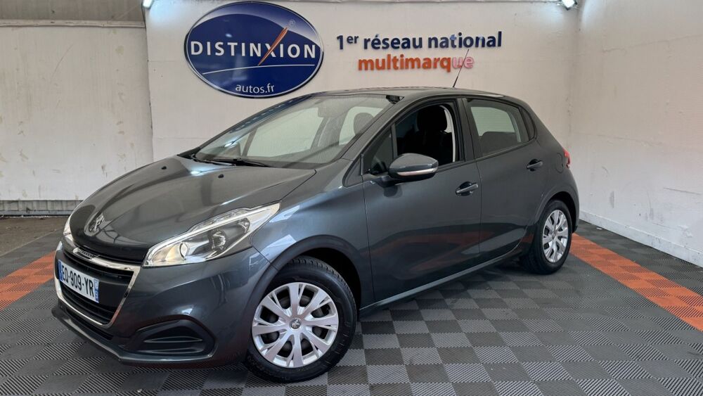 208 1.2 PureTech 82 Active 2017 occasion 91580 &Eacute;tr&eacute;chy