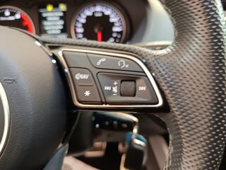Q2 35 TFSI 150 S Tronic S Line 2021 occasion 91580 &Eacute;tr&eacute;chy