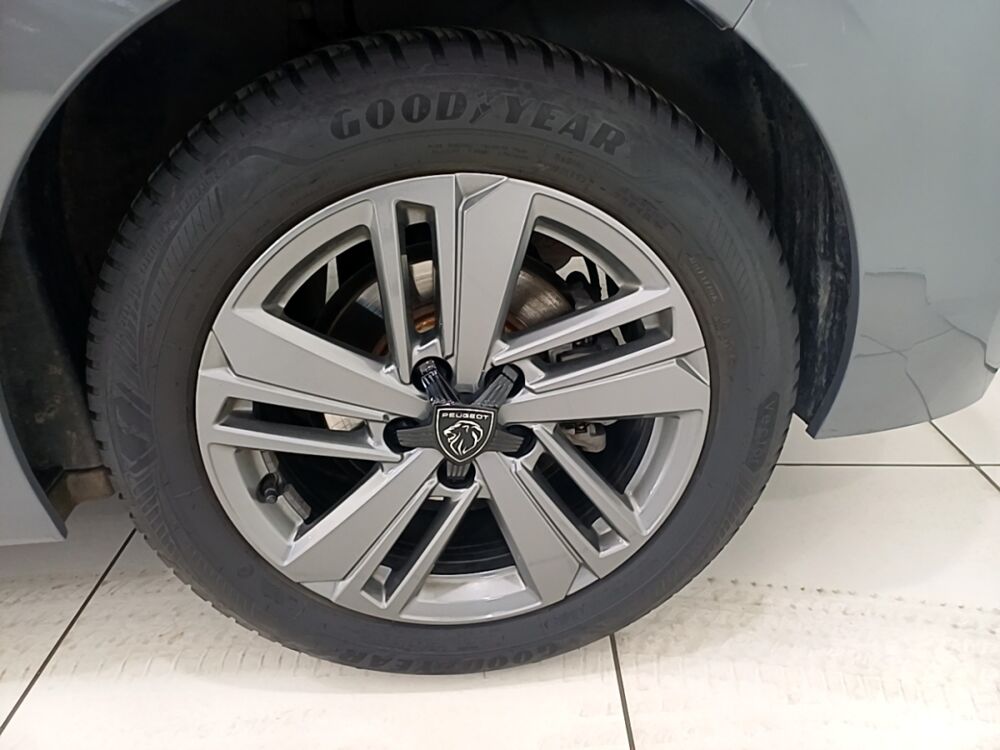 308 1.5 BLUEHDI 130 AUTO8 ALLURE 2024 occasion 63300 Thiers