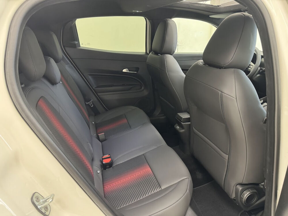 Junior 1.2 Ibrida 136ch Speciale DCT6 2025 occasion 76360 Barentin