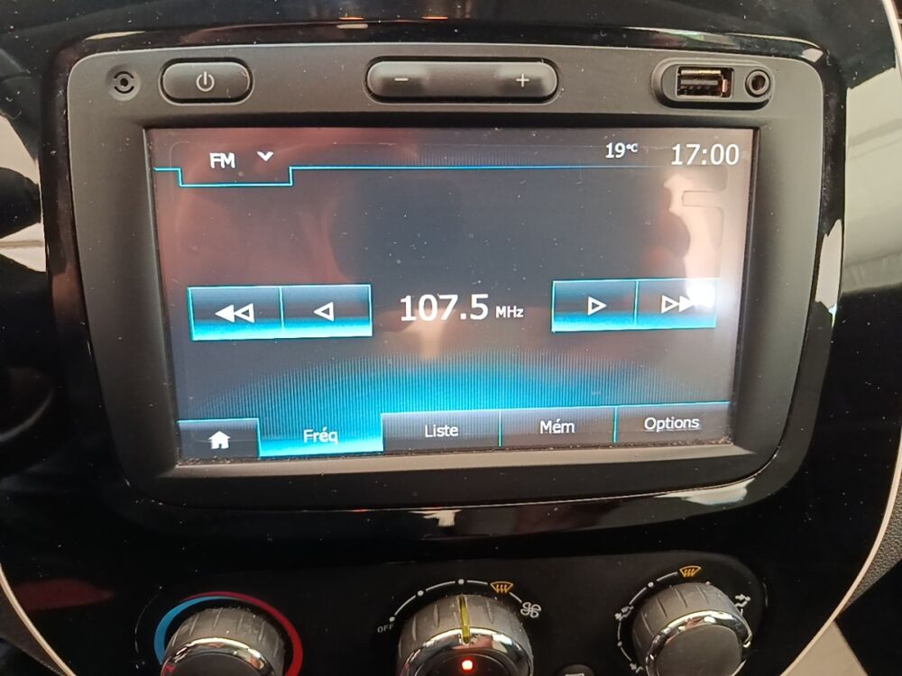 Captur Zen TCe 90 - 18 2018 occasion 91580 &Eacute;tr&eacute;chy