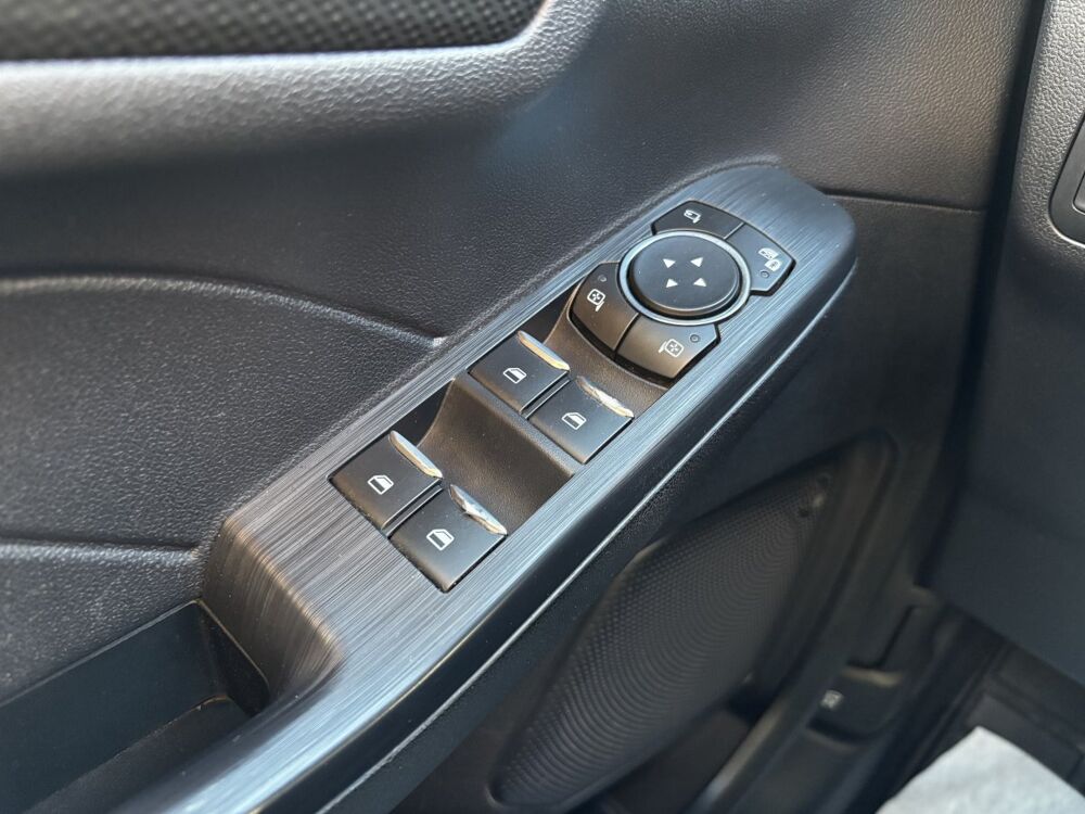 Kuga 2.5 Dur 225 hybrid PHEV Pshift ST-Line X 2022 occasion 86440 Mign&eacute;-Auxances