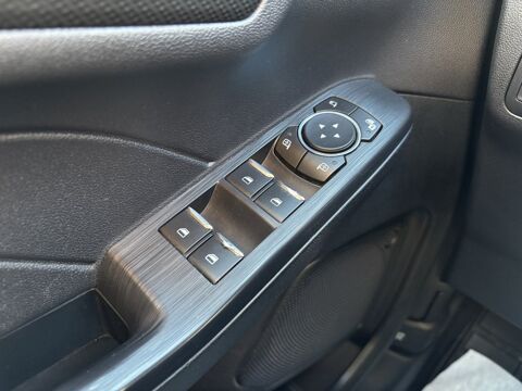 Kuga 2.5 Dur 225 hybrid PHEV Pshift ST-Line X 2022 occasion 86440 Mign&eacute;-Auxances