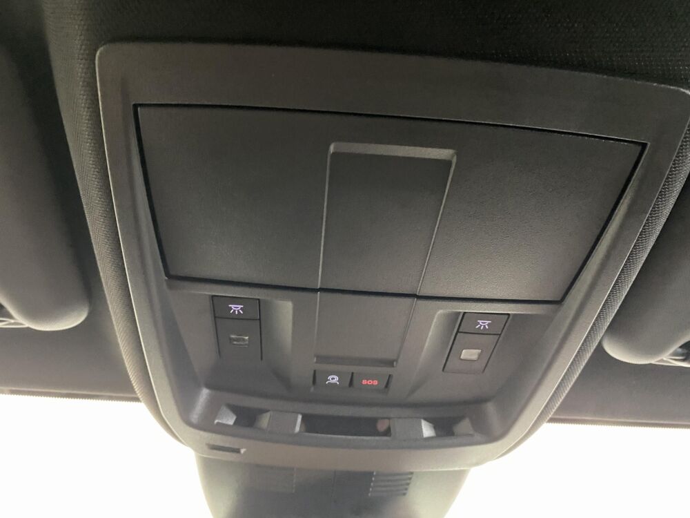 3008 1.2 HYBRID 136 E-DCS6 ALLURE 2025 occasion 38550 Saint-Maurice-l'Exil