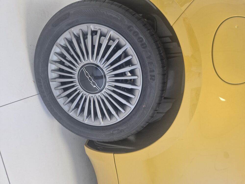 500 FireFly 1.0 Hybrid 12V 65ch Torino 2026 occasion 76360 Barentin
