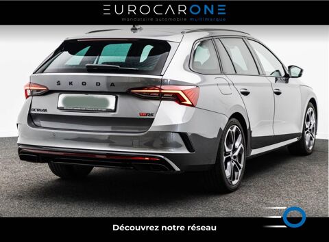 Octavia 2.0 TSI RS 245 ch Toit ouvrant Attelage Matrix LED Autres mo 2023 occasion 69007 Lyon