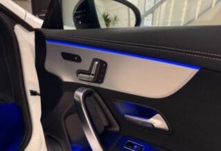 Classe CLA CLA 200 Amg Line 163 Toit ouvrant Si&egrave;ges Elec Autres disponi 2025 occasion 69007 Lyon