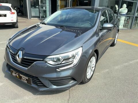 Annonce voiture Renault Megane IV 11900 €