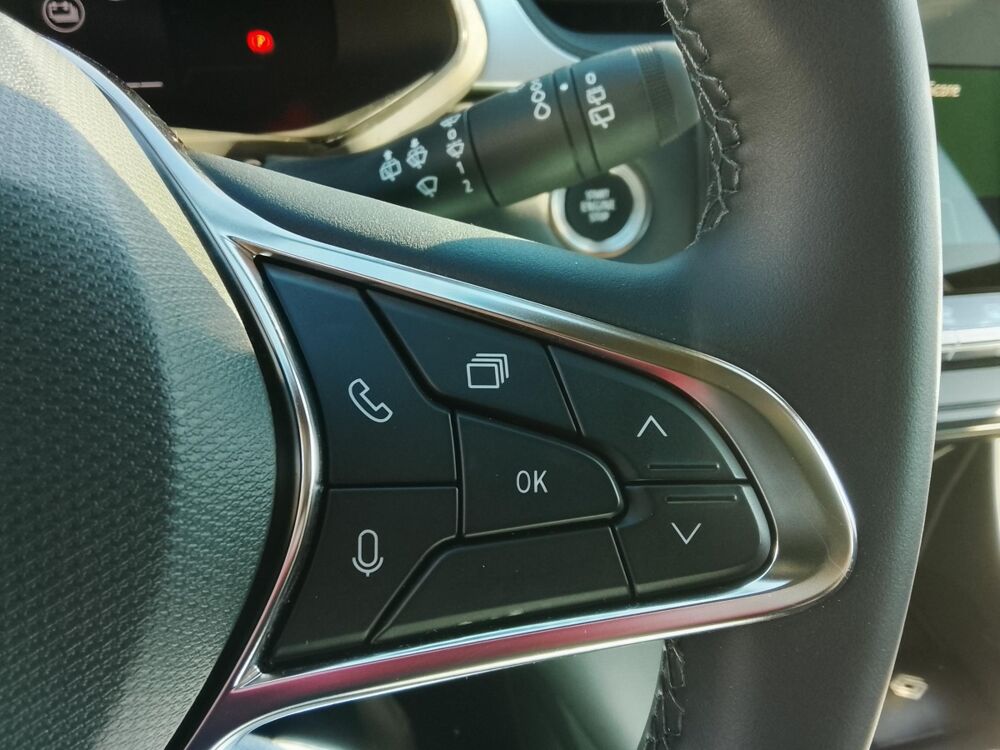 Captur evolution full hybrid E-Tech 160 ch - 25 2025 occasion 42240 Unieux