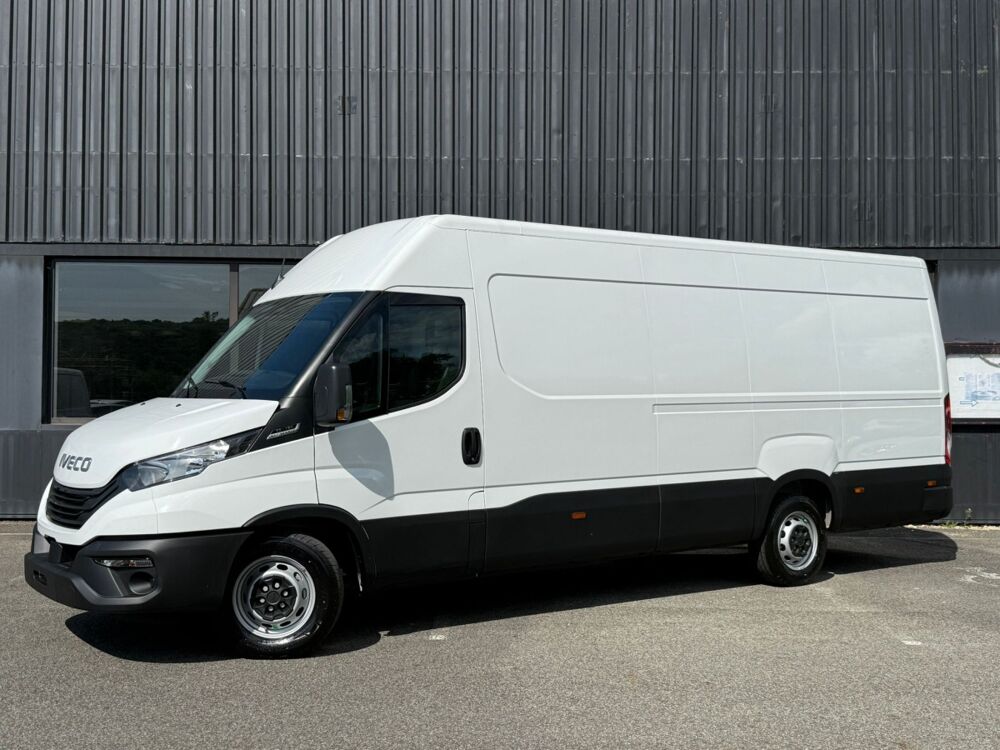 Jumpy 35S18 3.0 V16 H2 2026 occasion 91580 &Eacute;tr&eacute;chy