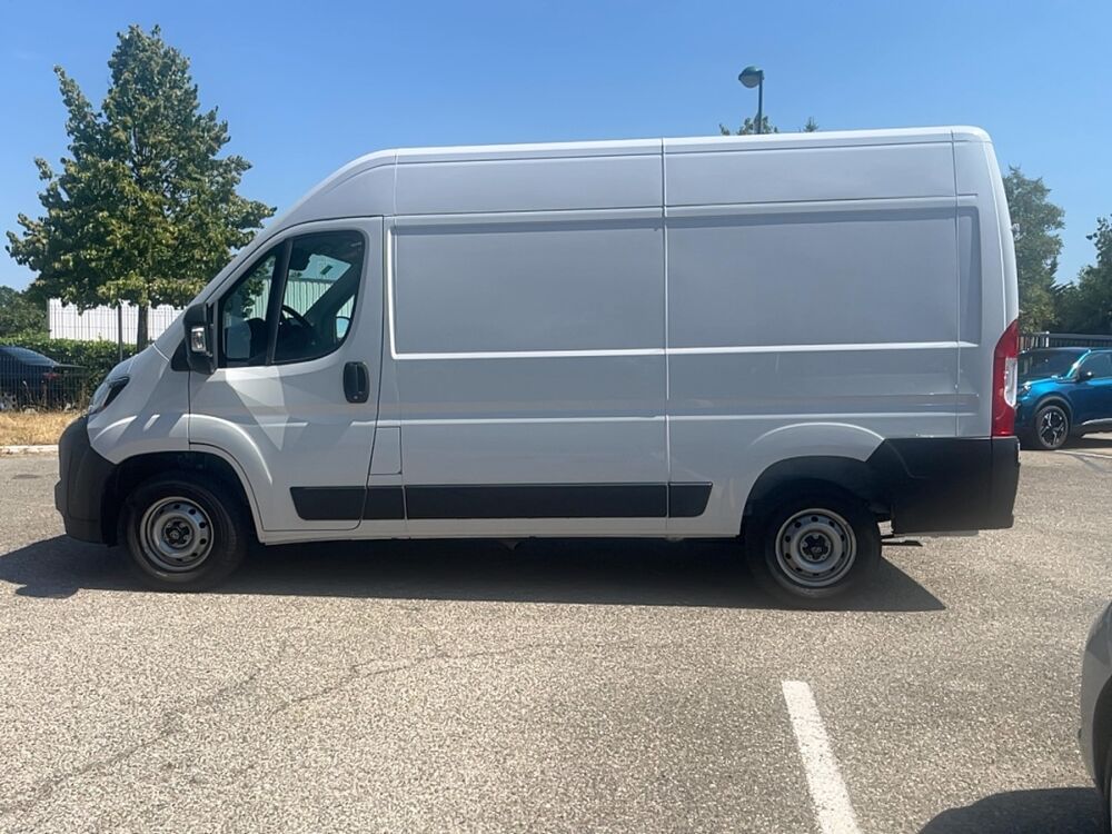 Jumpy 2.2 140 CH 3.5T L2H2 1051km 24490€ht 2025 occasion 38090 Villefontaine