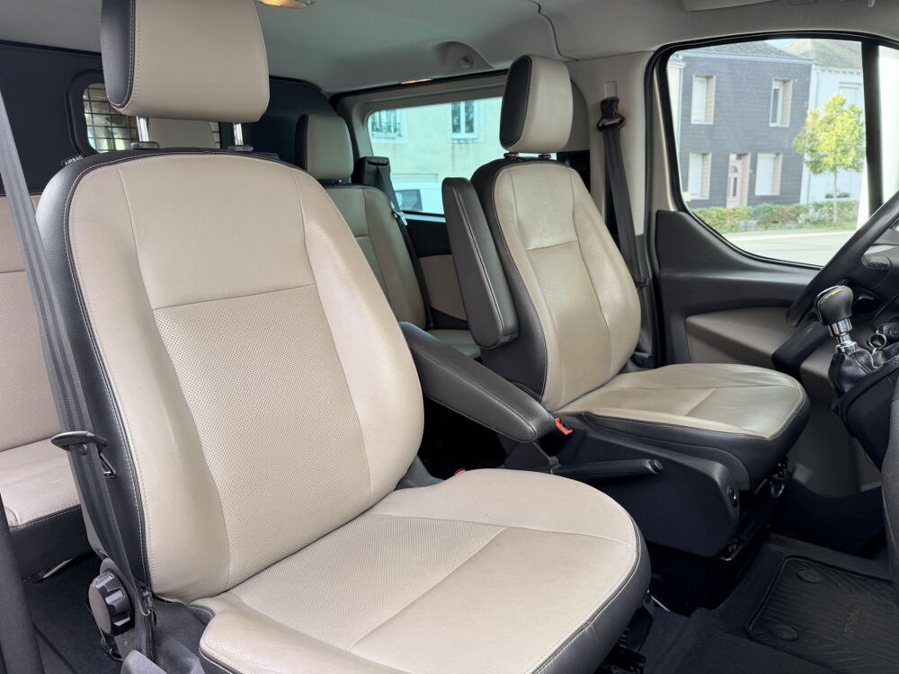 Jumpy 2.2 TDCI 155ch L2H1 double cabine 5 places 2014 occasion 53210 Soulg&eacute;-sur-Ouette