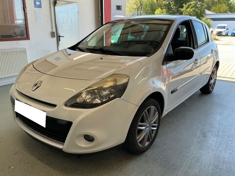 Clio Dynamique TomTom 1.2 TCE 100 Eco2 2011 occasion 35210 Ch&acirc;tillon-en-Vendelais