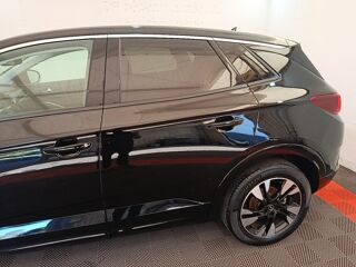 Grandland 1.5 Diesel 130ch Auto ELEGANCE BUSINESS 2023 occasion 91580 &Eacute;tr&eacute;chy