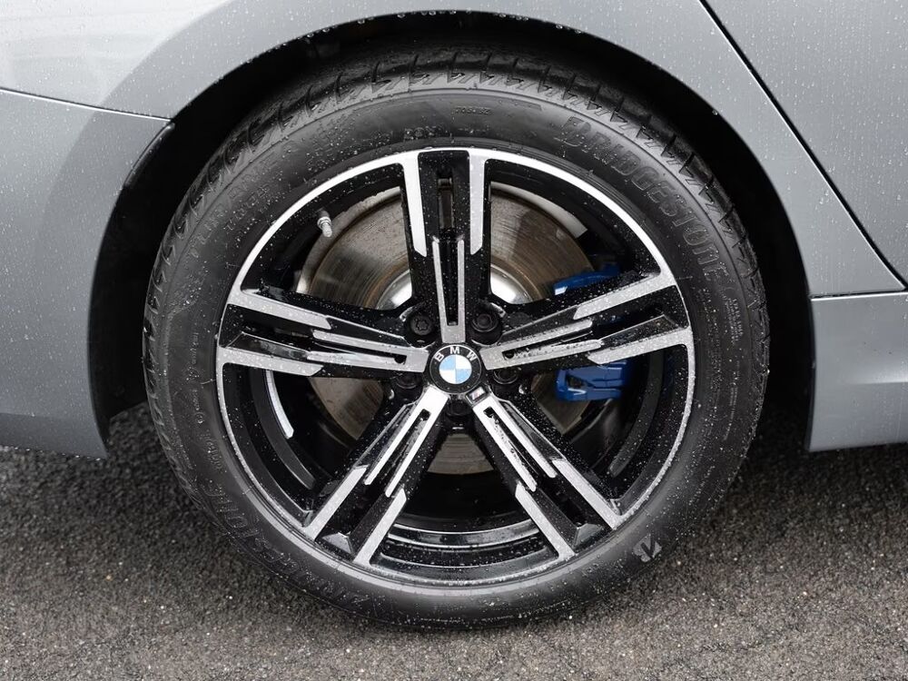 S&eacute;rie 3 330e M Sport 292 ch Toit ouvrant Attelage Cam&eacute;ra 360&deg; Autres 2025 occasion 69007 Lyon