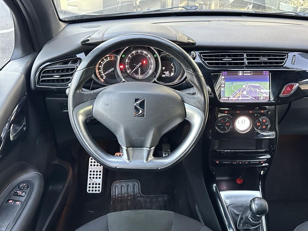 DS3 PureTech 110 S&S BVM PERFORMANCE Line 2017 occasion 30140 Anduze