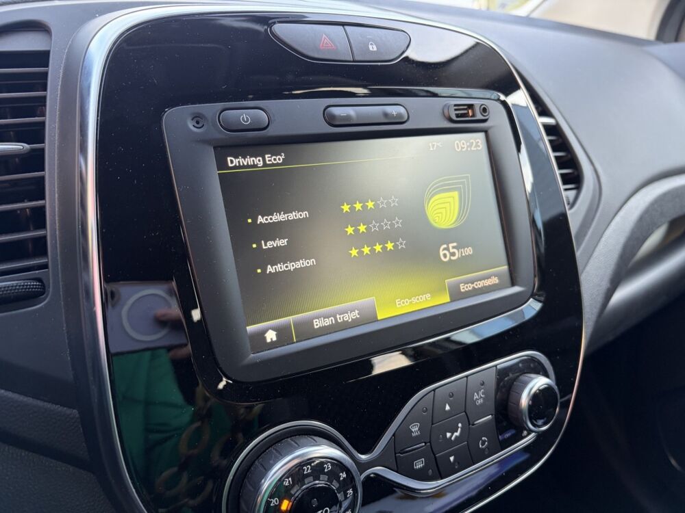 Captur Intens Blue dCi 95 2018 occasion 38370 Saint-Clair-du-Rh&ocirc;ne