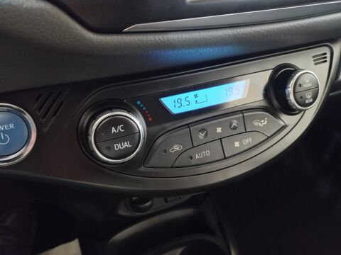 Yaris 1.5 VVT-I HYBRID France Business 2019 occasion 91580 &Eacute;tr&eacute;chy
