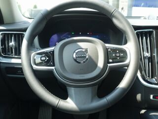 V60 PHEV T8 AWD Ultra Dark 455 ch Bowers Wilkins S. Ventil&eacute;s Aut 2025 occasion 69007 Lyon