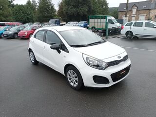 Rio 1.1 CRDI 75ch ISG Active 2014 occasion 35210 Ch&acirc;tillon-en-Vendelais