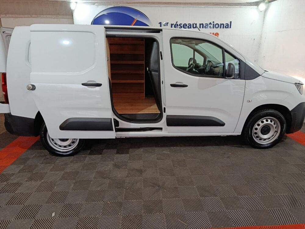 Jumpy BLUEHDI 100 S&S LONG 950KG PREMIUM 2023 occasion 91580 &Eacute;tr&eacute;chy