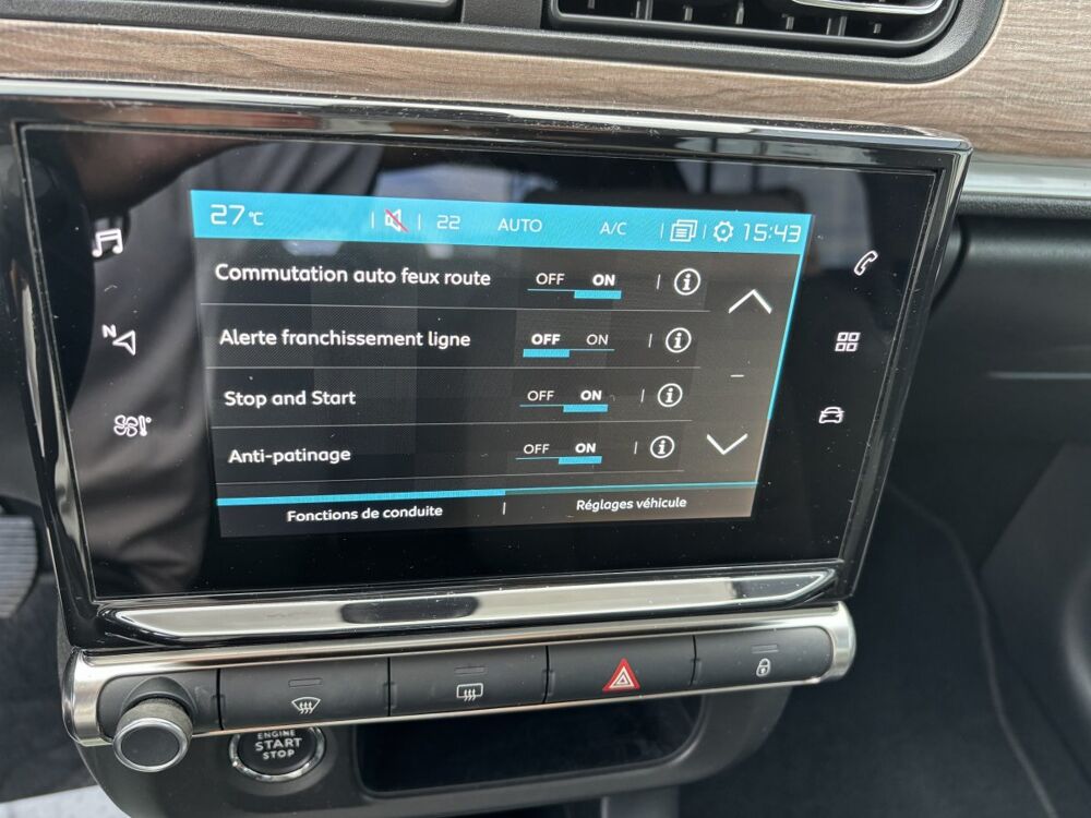 C3 PureTech 83 S&S BVM Shine 2023 occasion 38460 Cr&eacute;mieu