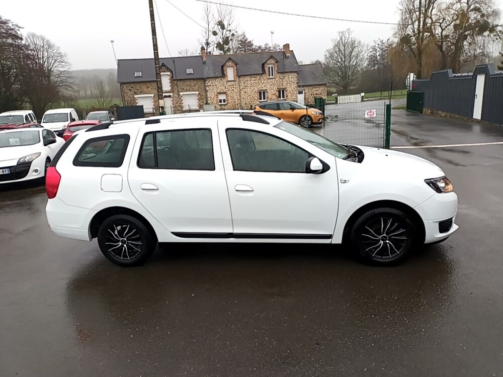 Logan Laur&eacute;ate TCe 90 eco&sup2; 2015 occasion 35210 Ch&acirc;tillon-en-Vendelais