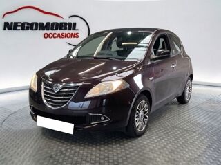 Ypsilon 0,9 TwinAir 85 ch Stop&Start Gold DFS 2011 occasion 35210 Ch&acirc;tillon-en-Vendelais