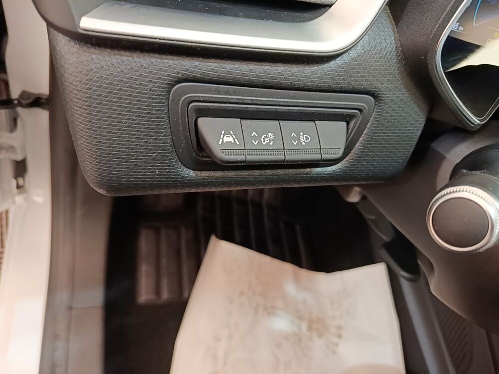 Clio Business E-TECH 140 -21 2021 occasion 91580 &Eacute;tr&eacute;chy