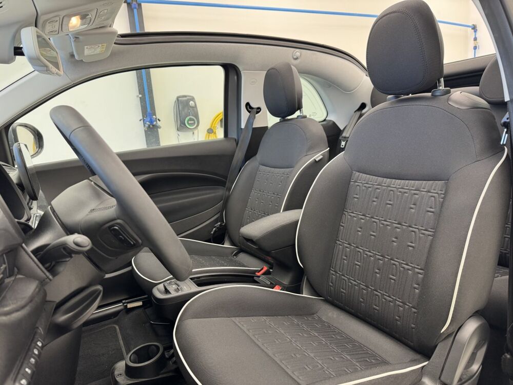 500 C 42kWh Pack Confort & Style 2023 occasion 76360 Barentin