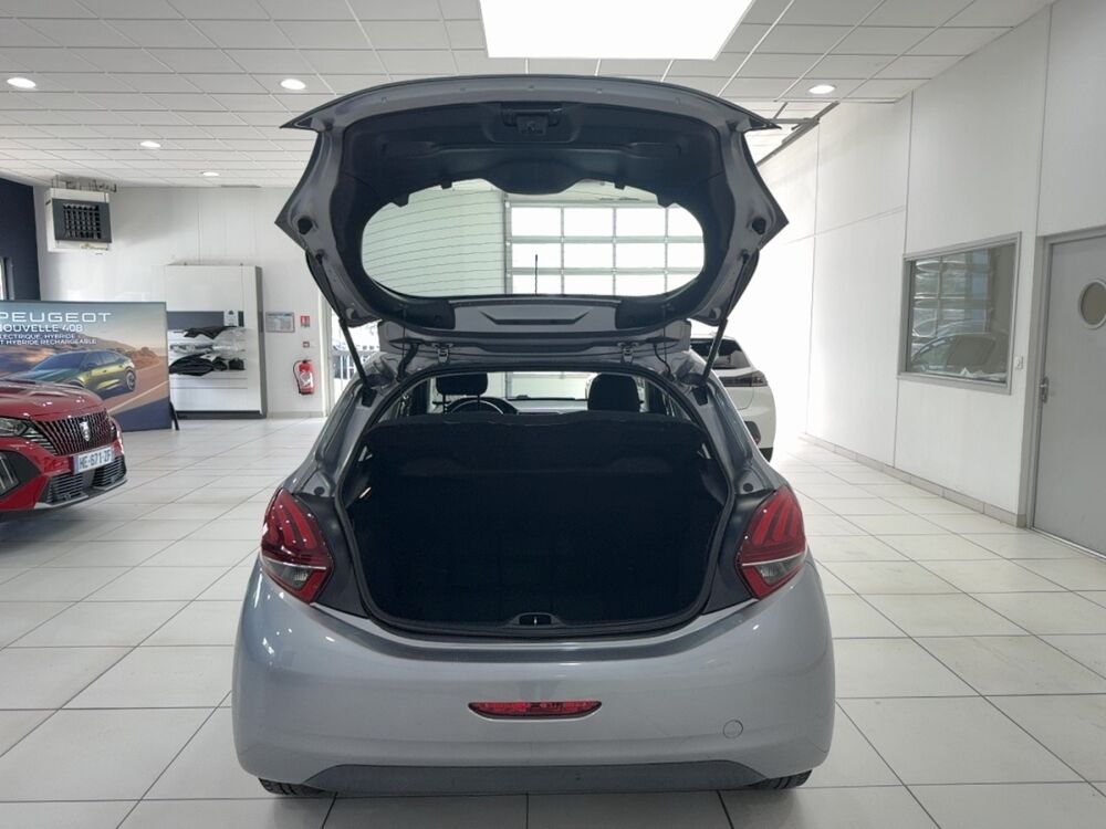 208 Puretech 68 LIKE 2019 occasion 63300 Thiers