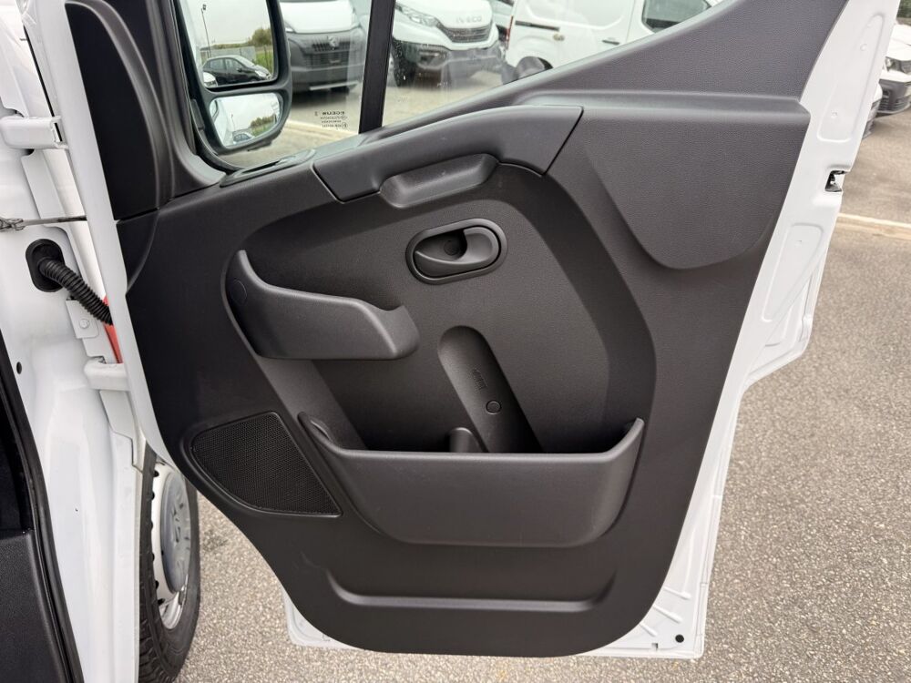 Jumpy FG Tr GCF F3500 L2H2 Energy dCi 150 2021 occasion 91580 &Eacute;tr&eacute;chy