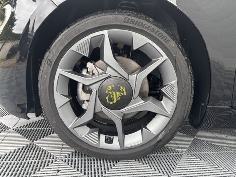 500 BEV 42KWH 2025 occasion 69330 Meyzieu