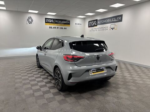 Clio Techno E-Tech full hybrid 145 -24 2024 occasion 86500 Montmorillon