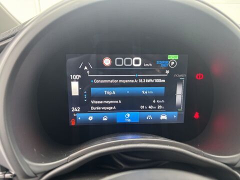 500 BEV 42KWH 2025 occasion 69330 Meyzieu