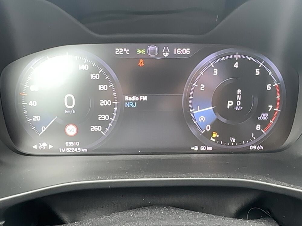 XC40 T3 163 Geartronic 8 Momentum 5 portes (juin 2020) (co2 165) 2020 occasion 40160 Parentis-en-Born