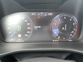 XC40 T3 163 Geartronic 8 Momentum 5 portes (juin 2020) (co2 165) 2020 occasion 40160 Parentis-en-Born