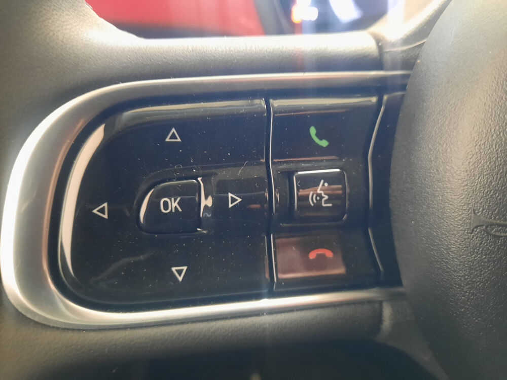 500 E BEV 24KWH C (RED) 2024 occasion 76360 Barentin