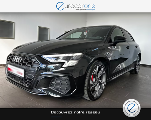 Audi A3 45 TFSI e 245 ch S Line - Volant m&eacute;plat - autres mod&egrave;les dis 2022 occasion Lyon 69007