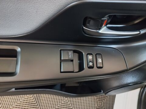 Yaris 1.5 VVT-I HYBRID France Business 2019 occasion 91580 &Eacute;tr&eacute;chy
