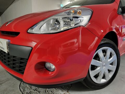 Clio Collection Zen 3 portes 1.2 16V 75 2014 occasion 93600 Aulnay-sous-Bois