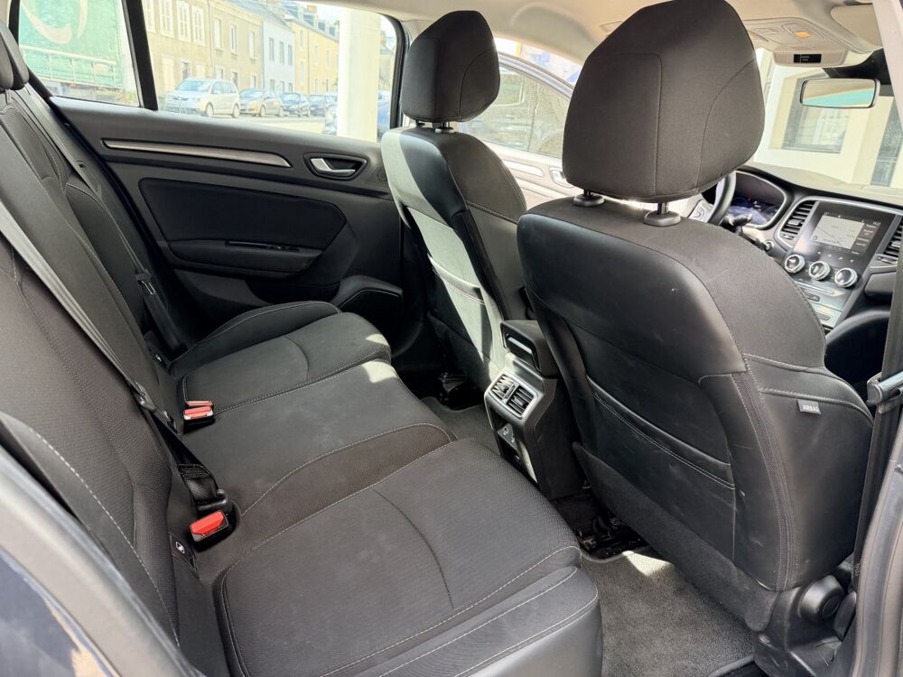 M&eacute;gane Business E-Tech hybride rech 160 -21N 2022 occasion 53210 Soulg&eacute;-sur-Ouette