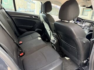 M&eacute;gane Business E-Tech hybride rech 160 -21N 2022 occasion 53210 Soulg&eacute;-sur-Ouette