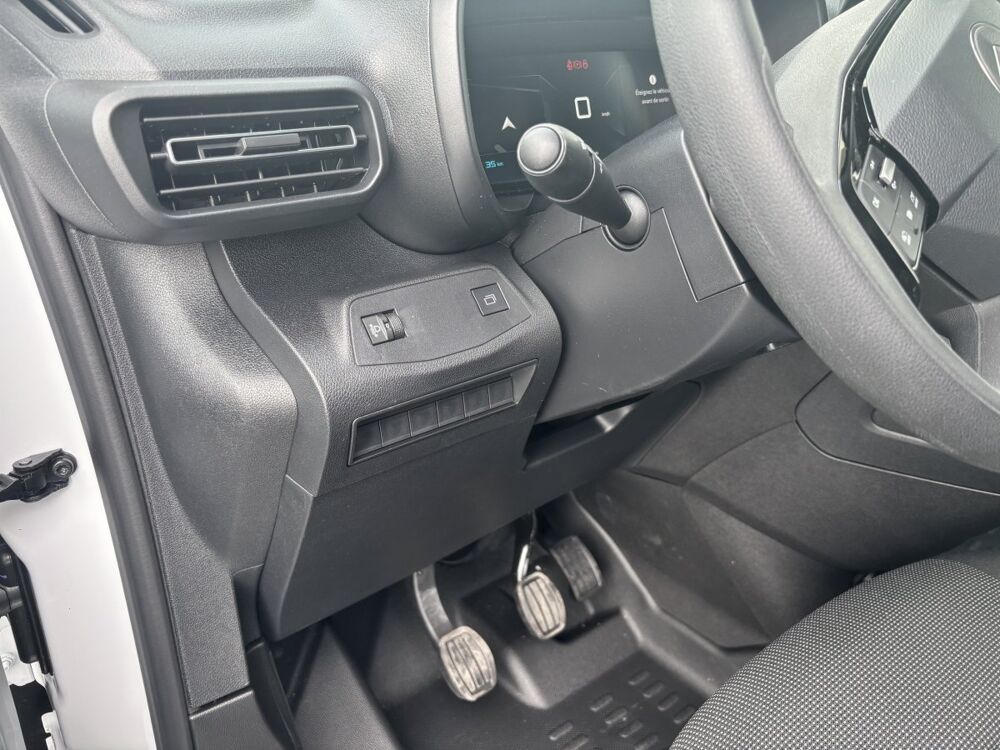 Jumpy M Diesel CU standard 100 ch Manuelle 2026 occasion 69330 Meyzieu