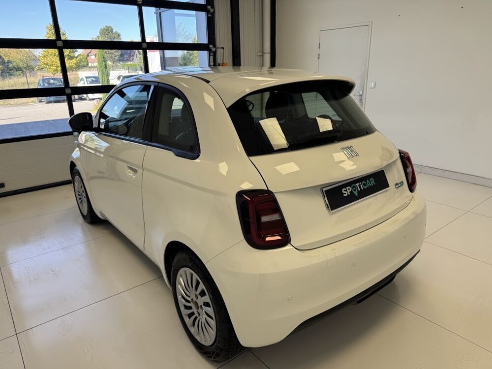 500 24kWh Action 2023 occasion 76360 Barentin