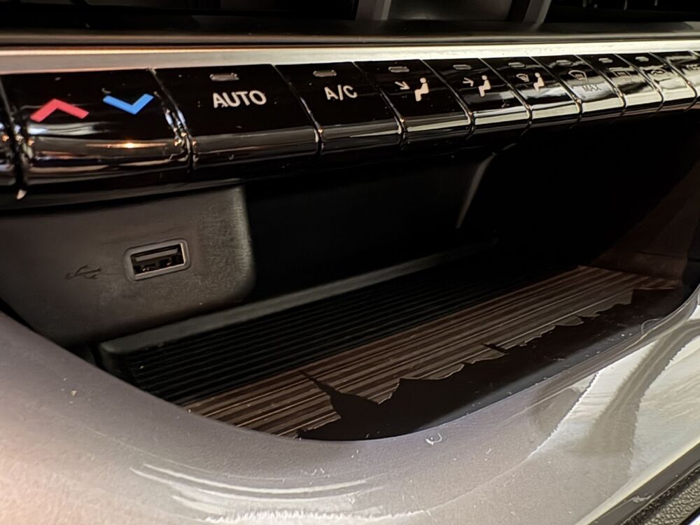 500 E 42kWh Pack Confort & Style 2023 occasion 76360 Barentin