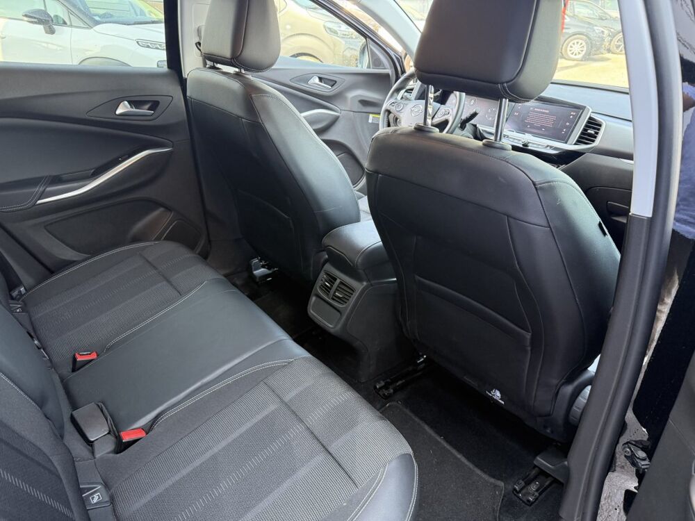 Grandland 1.5 Diesel 130ch Auto ELEGANCE BUSINESS 2023 occasion 30260 Quissac