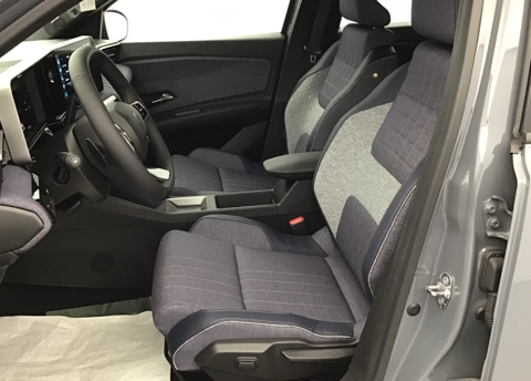 R4 techno 150 ch autonomie confort - 26 2026 occasion 63360 Gerzat