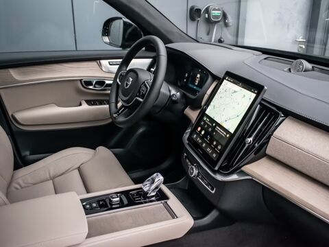 XC90 T8 AWD Ultra Dark 455 Cuir Beige Bowers Wilkins Suspension P 2025 occasion 69007 Lyon